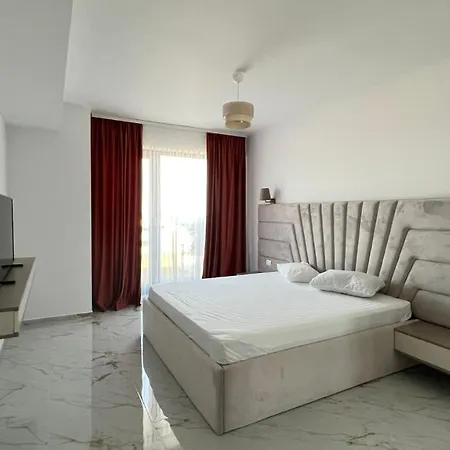 Luxury * Mamaia