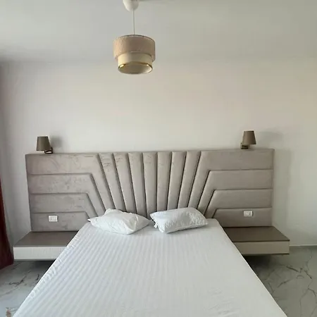 Luxury Apartment Mamaia